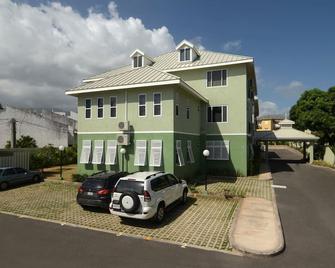 Choose To Be Happy at EI8HT! - Super Studios and Penthouse Apartment - Kingston - Building