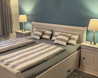 A little break in the countryside - ALEX vacation apartment - 드미츠 - 침실