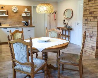 Ferienwohnung Schubertstraße - Malchow - Essbereich