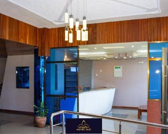 Hotel Taji - Nanyuki - Front desk