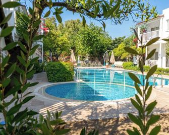 Hotel Gumusluk - Bodrum - Pool