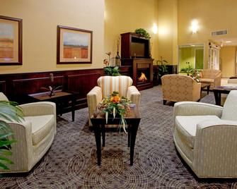 Holiday Inn Express & Suites Chaffee-Jacksonville West - Jacksonville