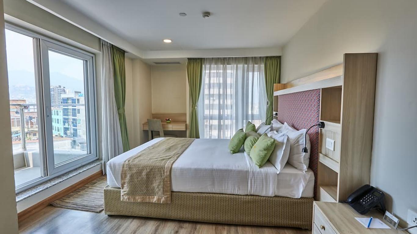 Hotel Crowne Imperial