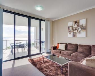 Nautilus by Rockingham Apartments - Rockingham - Living room
