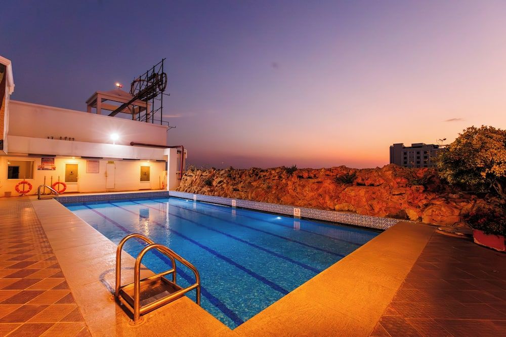 Hotel Annamalai International - פונדיצ'רי - בריכה
