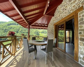 Sabaia - Esterencuby - Estérençuby - Balcon
