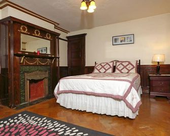 Comfortable Brown Stone Apartment - Brooklyn - Habitación