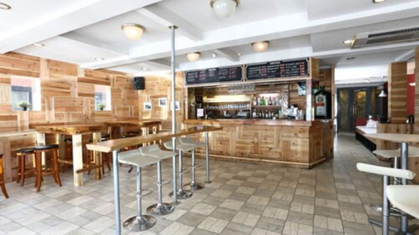 Hakuba Gondola Hotel