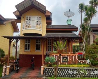 Villa Kota Bunga Anggrek - Puncak - Lobby