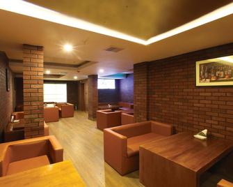 Park Residency - Adoor - Lounge