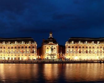 سيجورز آند أفيرز بوردو دو لا ليزيه - بوردو - مبنى