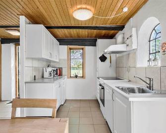 9131-Ronne-Sorteengevejen-5 - Rønne - Kuchnia