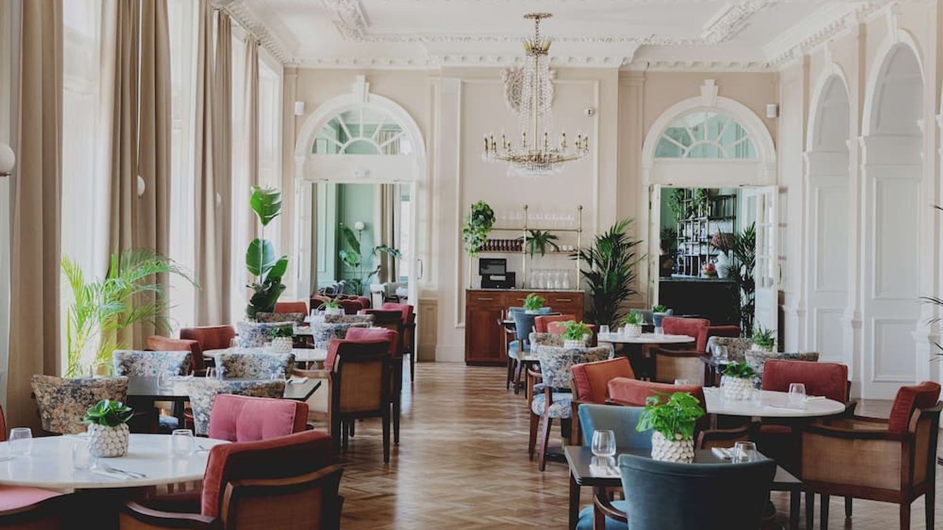 ذا كوينز هوتل