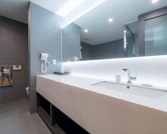 Davin Hotel - Чонджу - Ванна кімната