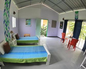Anne's Maisonnette - Galle - Habitación