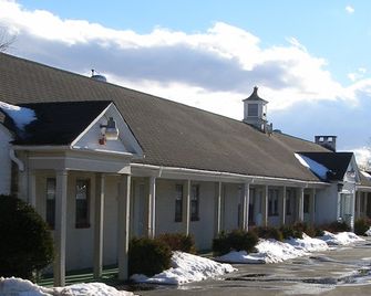 River Valley Inn - Hatfield - Edificio