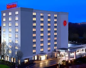 Sheraton Pittsburgh Airport Hotel - Coraopolis - Budova