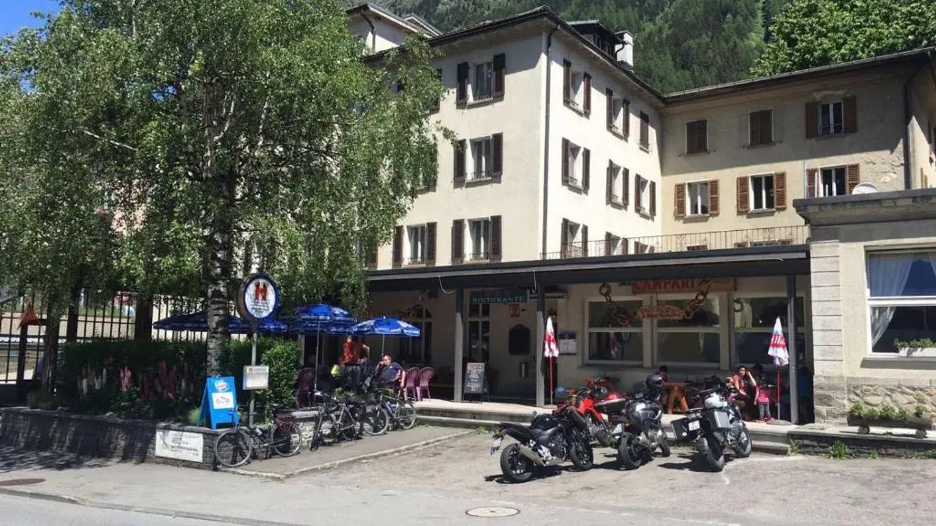 Hotel Des Alpes - Restaurant & Pizzeria