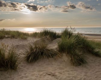 Pacific Dunes Resort - Copalis Beach - Beach