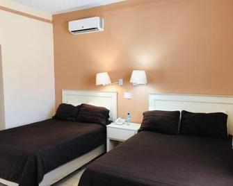Hotel Huizache - Saltillo - Habitación