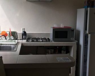 Double bed dep all services / II - Córdoba - Cocina