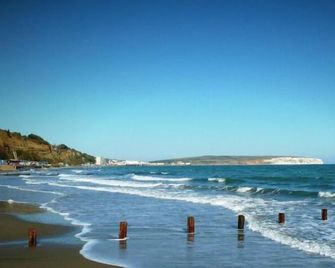 The Snowdon House - Shanklin - Beach