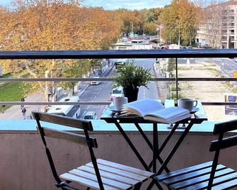 Apart'Hotel Sainte-Marthe - Avignon - Balcony