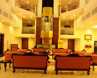 GRT Regency Madurai - מדוראי - טרקלין