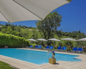 Vigna Dell'Acqua - Santo Stefano Belbo - Pool