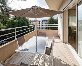 Arthur Properties Bel Air - Canes - Balcó