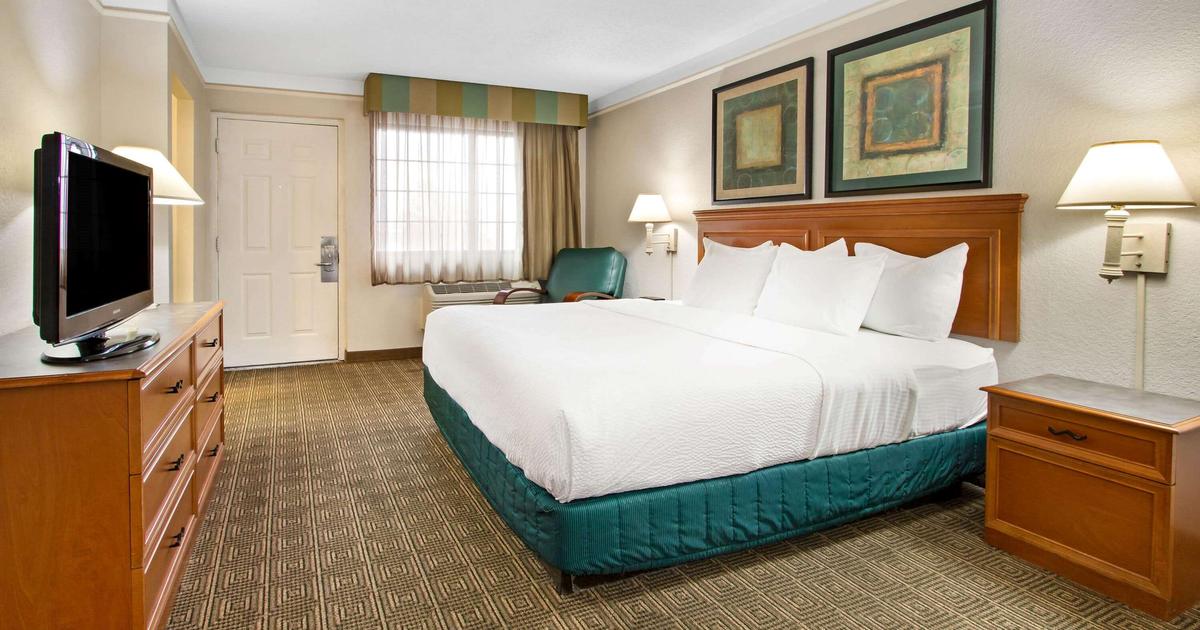 La Quinta Inn by Wyndham Albuquerque Airport from $70. Albuquerque ...