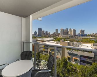 布里斯班曼特拉南岸酒店 - 布里斯本 - 陽台