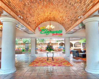 MCM Elegante Suites Abilene - אביליין - לובי