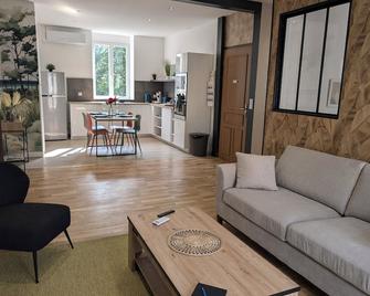 Le Spa - Villa Valmy - Hypercentre - Gare Sncf - Montluçon - Salon