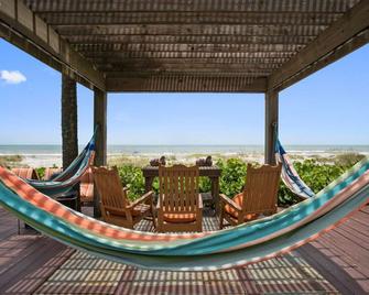 Beach Place Guesthouses - Cocoa Beach - Balcony