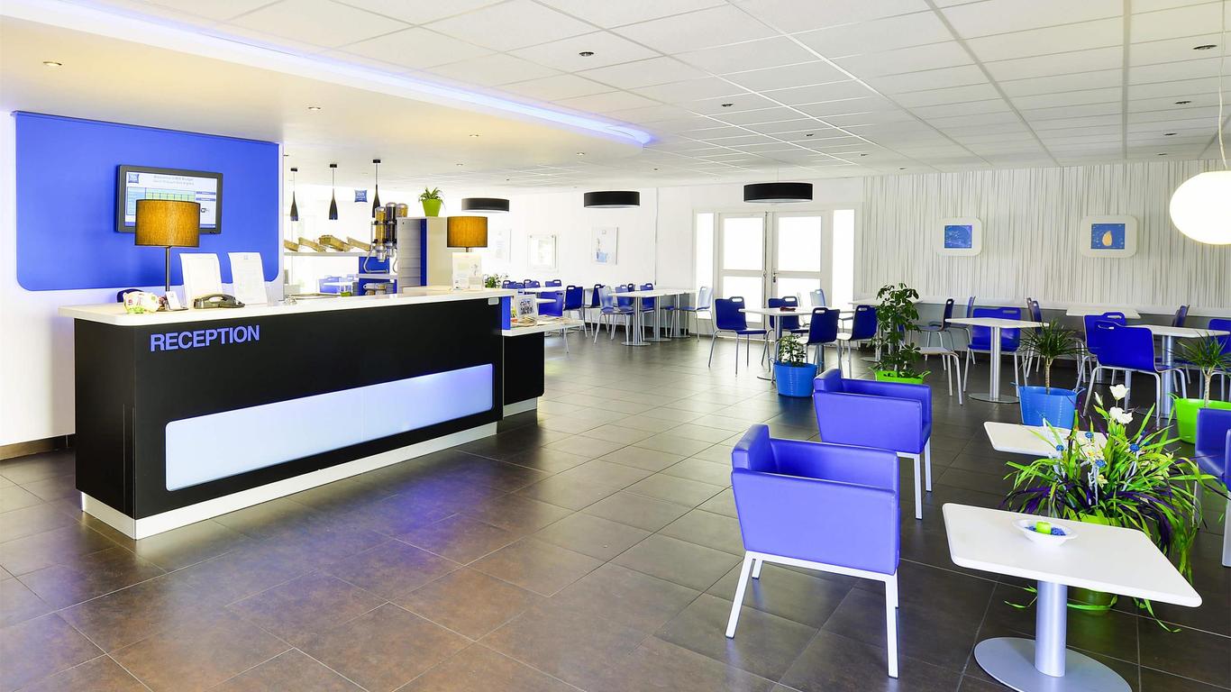 馬恩拉瓦萊宜必思快捷酒店 - Saint – Thibault – des – Vignes