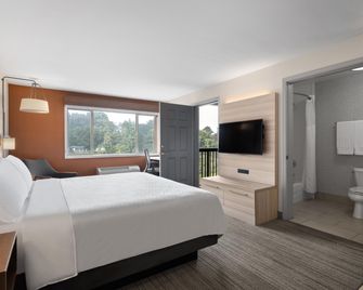 Holiday Inn Express Fort Bragg By IHG - פורט בראג - חדר שינה