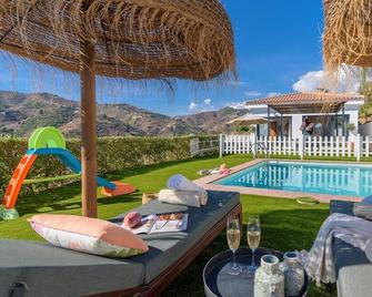 Finca Lucio Torrox by Ruralidays - Торрокс - Басейн