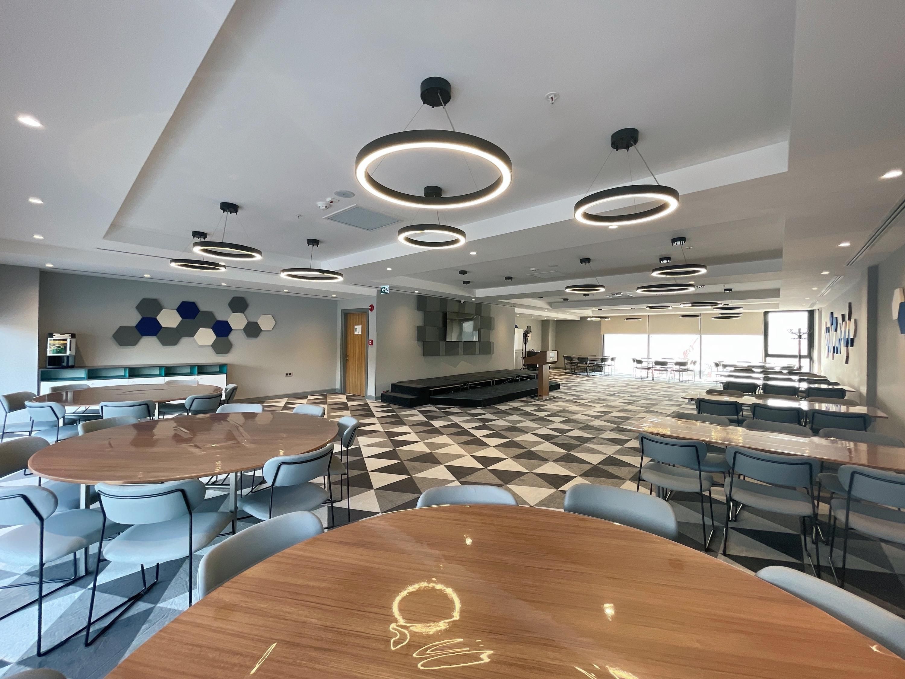 Holiday Inn Express Ankara - Airport By IHG - אנקרה - מסעדה