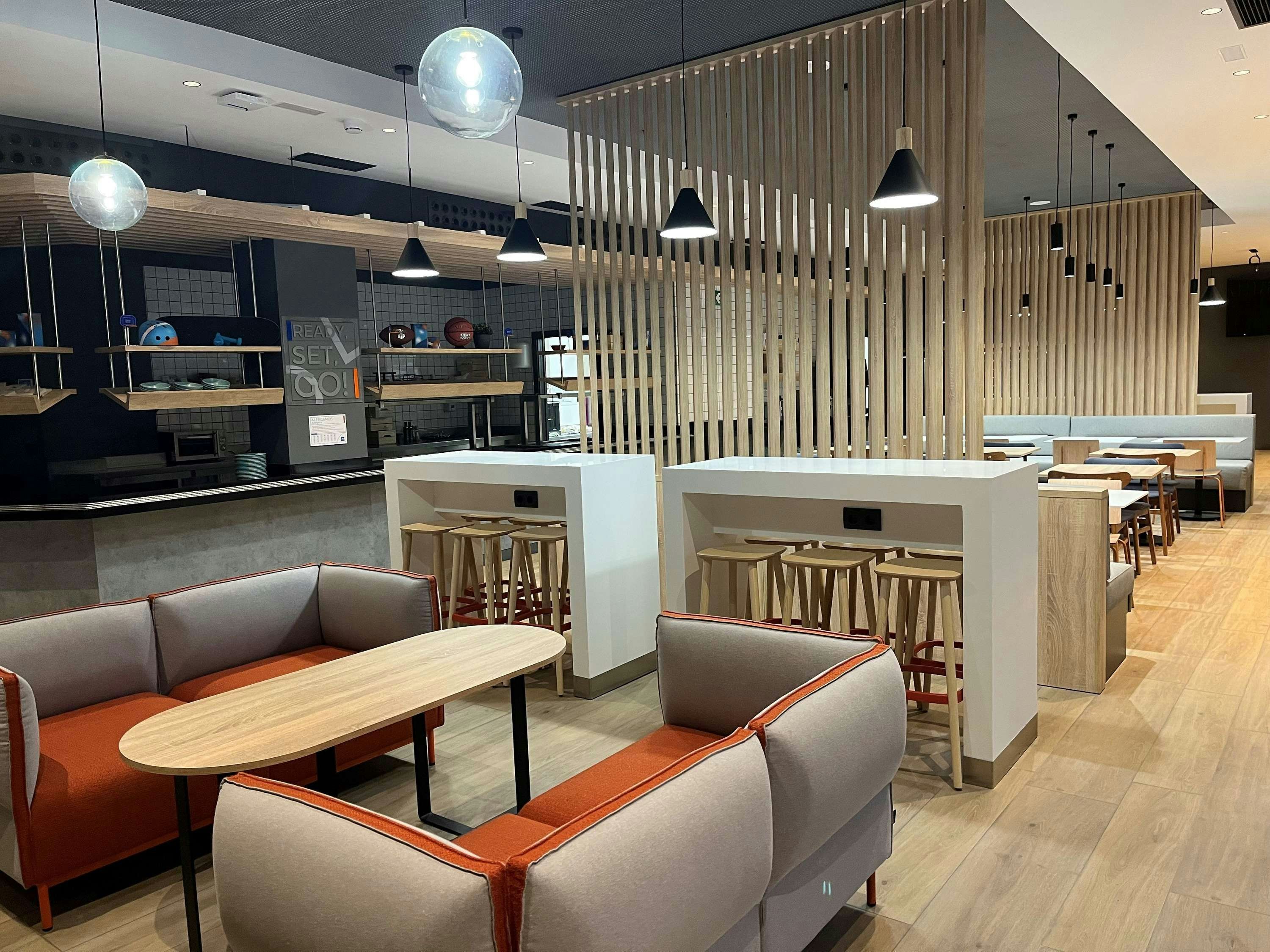 ibis budget Logroño Centro - לוגרונו - בניין