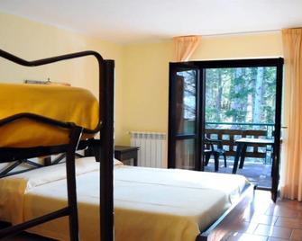 Hotel Alisma - Alfedena - Bedroom