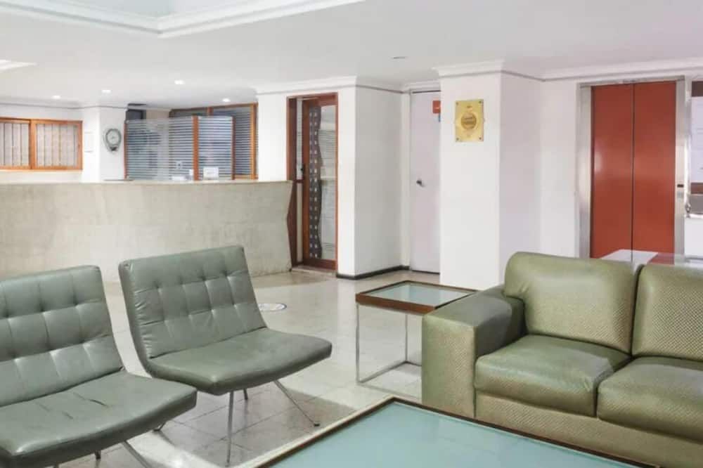 ريد أندراد ريال - ترسينا - ردهة