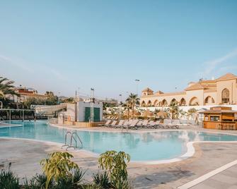 Costa del Sol Glamping Village - Fuengirola - Pileta