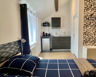 Studio Oslo-Charme & calme en Centre ville à pied avec parking gratuit - Châtellerault