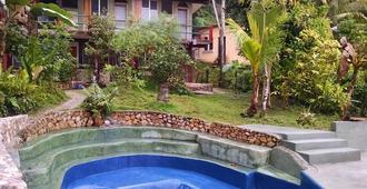 Zapote Tree Inn - Santa Elena - Pool