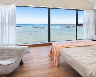 Hangklip Villa by Host Agents - Pringle Bay - Ložnice