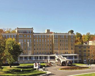 French Lick Springs Hotel - French Lick - Budova