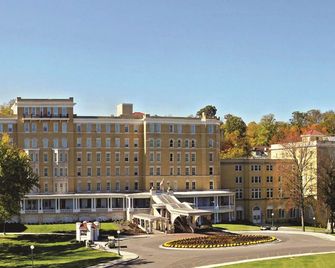 French Lick Springs Hotel - French Lick - Building