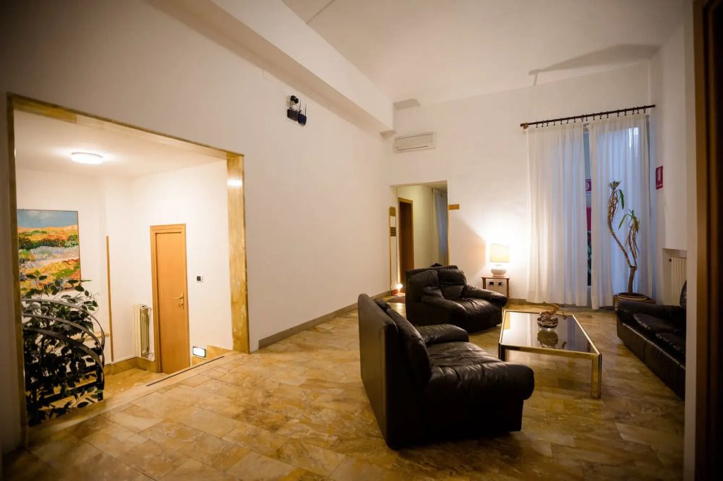 هوتل دومو - سينا - غرفة معيشة