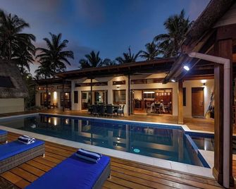 Your own slice of Paradise - Coral Coast - Maui Bay - Service Accommodation - Tagaqe - Pool